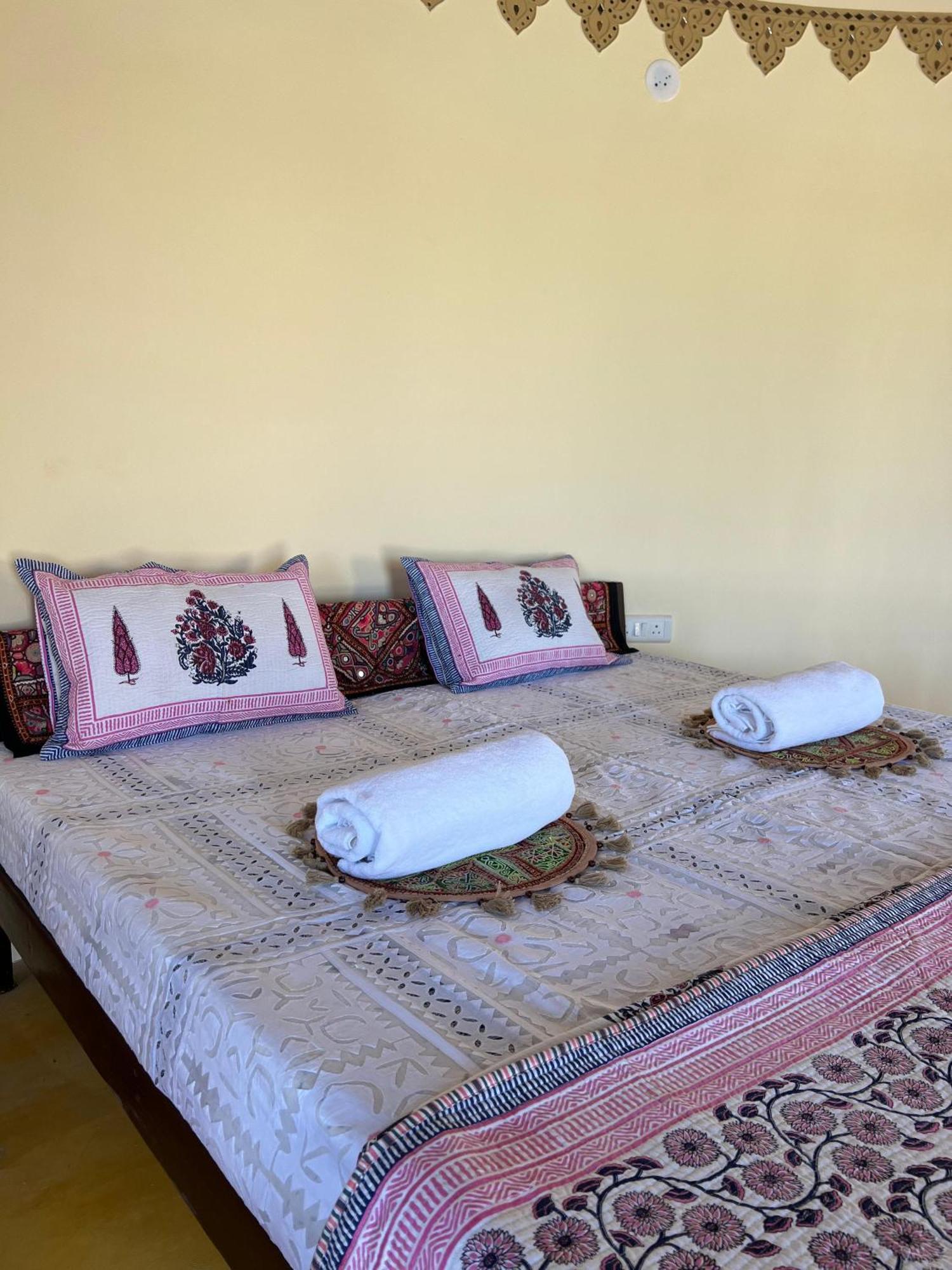 Rann Hellaro Homestay Bhuj Exterior photo
